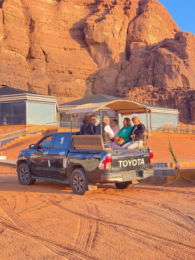 Tamim Luxury Wadi Rum Camp Kültér fotó