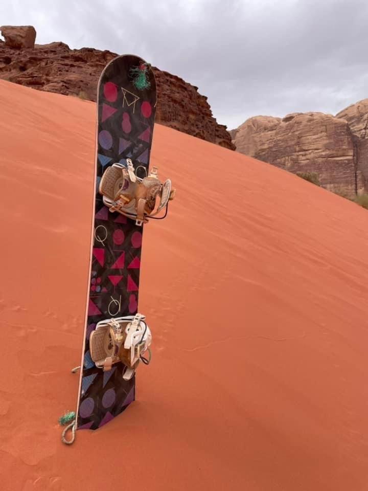 Tamim Luxury Wadi Rum Camp Kültér fotó