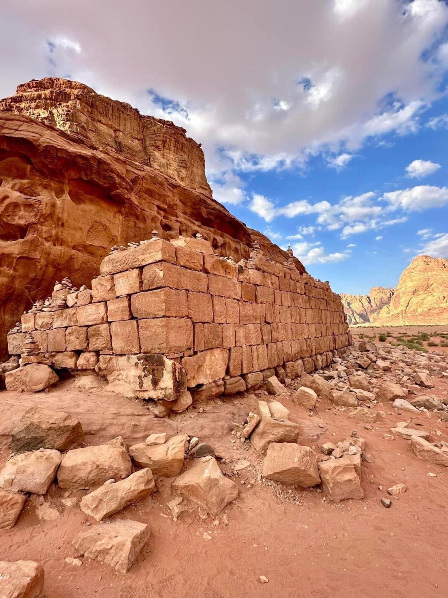 Tamim Luxury Wadi Rum Camp Kültér fotó